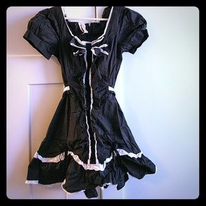 Threads black and white maid/ cosplay dress